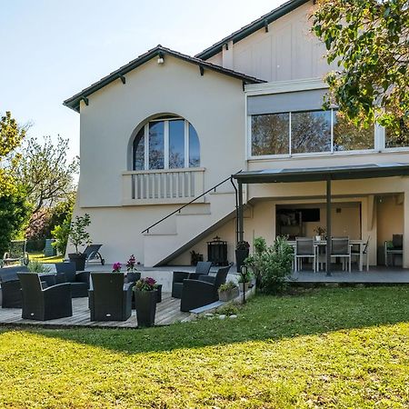 Maison Familiale Bergerac Billard Jardin Clos Exterior photo